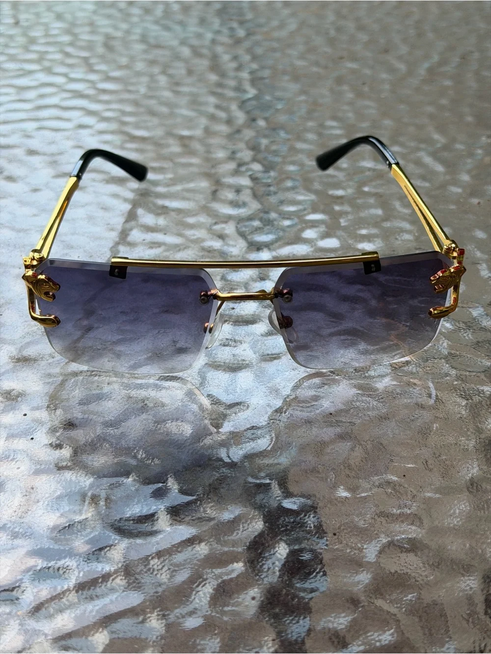 Rimless Gradient Purple Aviator Sunglasses with Gold Accents
